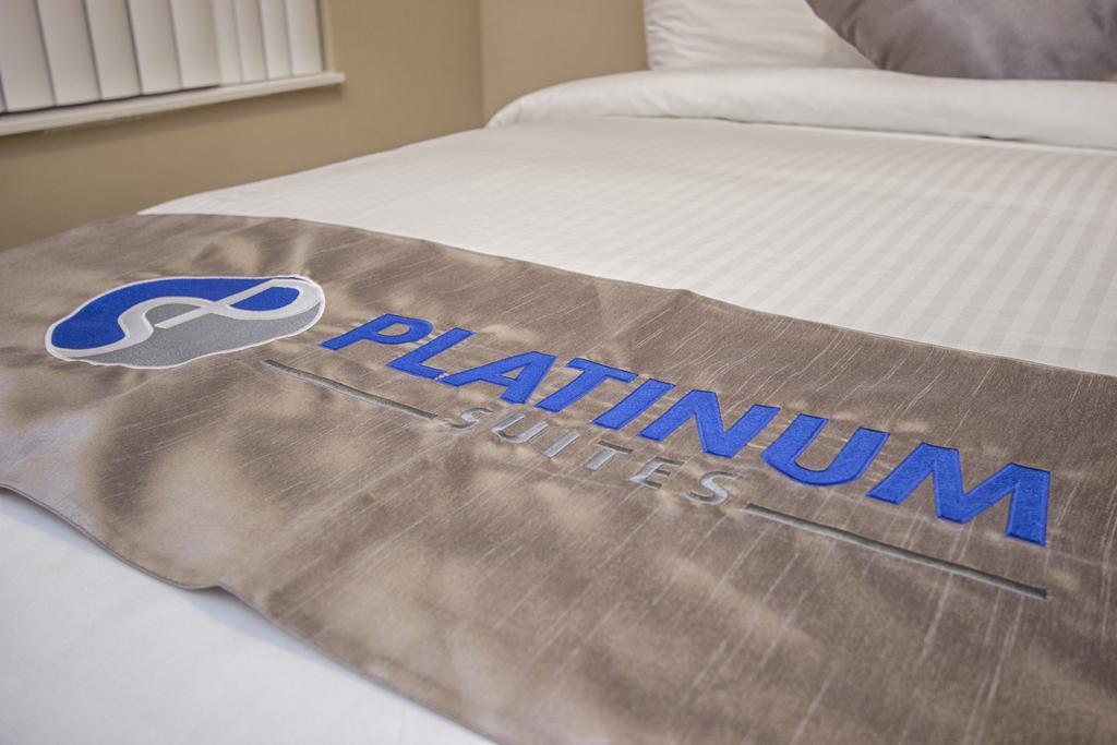 Platinum Suites Furnished Executive Suites Mississauga Room photo