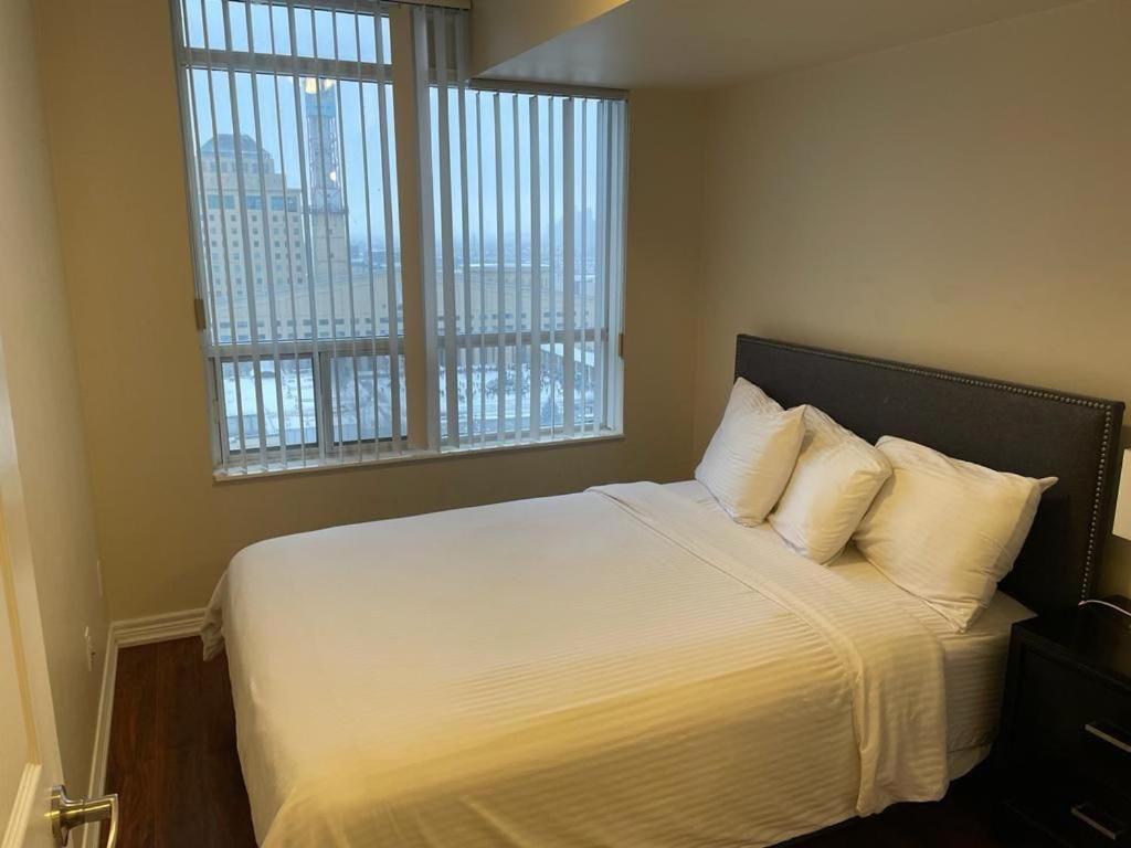 Platinum Suites Furnished Executive Suites Mississauga Exterior photo