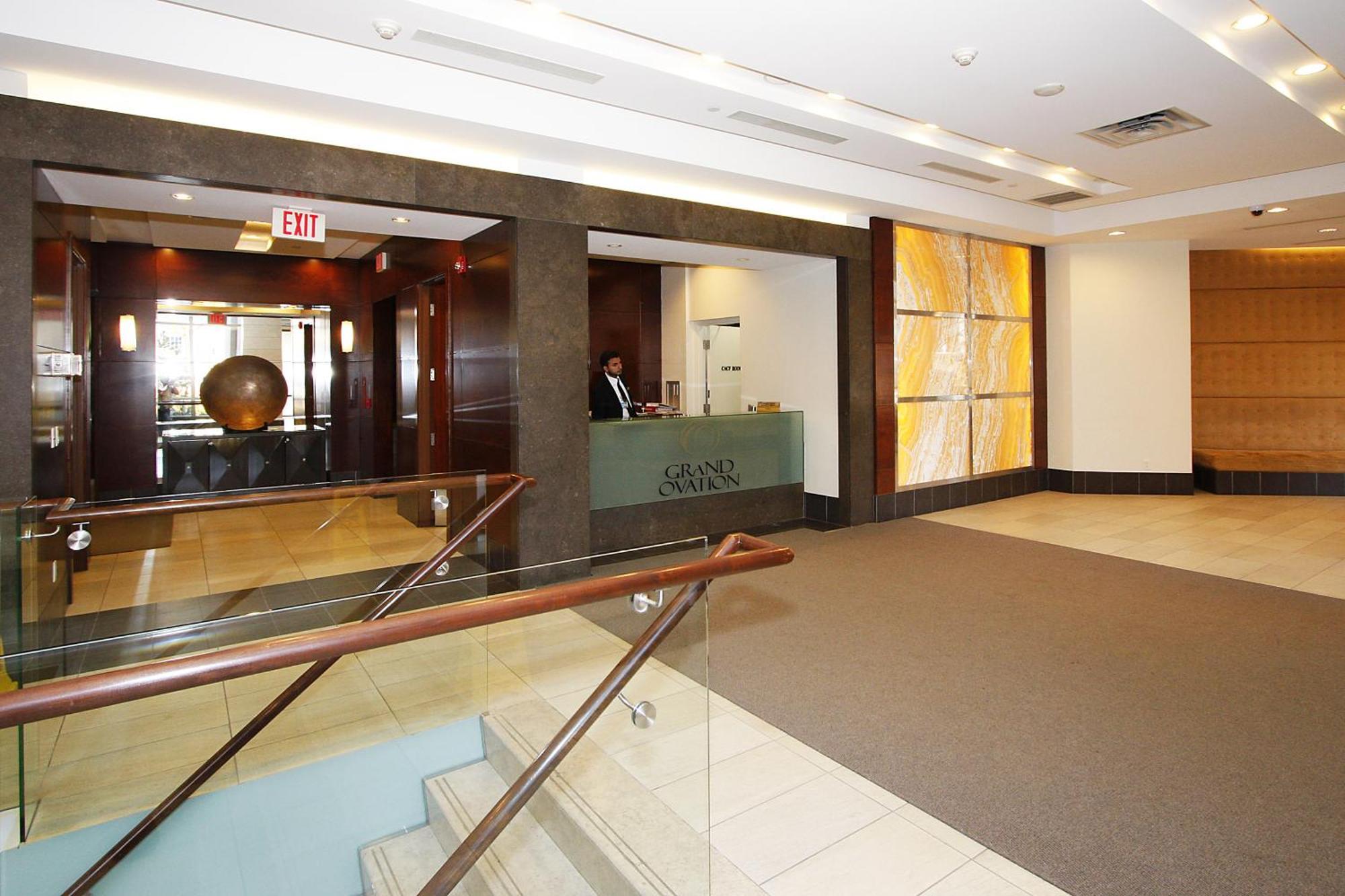 Platinum Suites Furnished Executive Suites Mississauga Exterior photo
