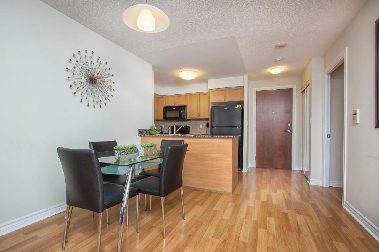 Platinum Suites Furnished Executive Suites Mississauga Room photo
