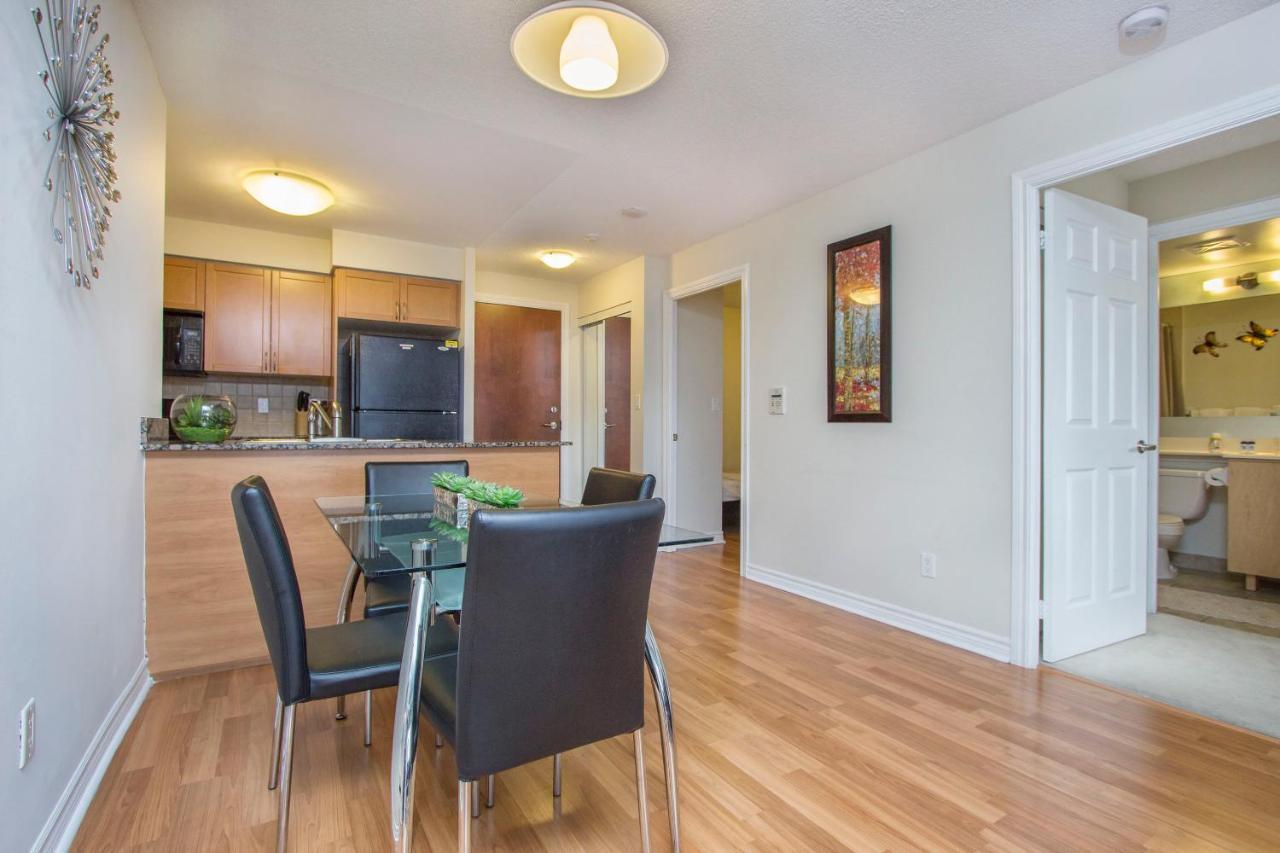 Platinum Suites Furnished Executive Suites Mississauga Room photo